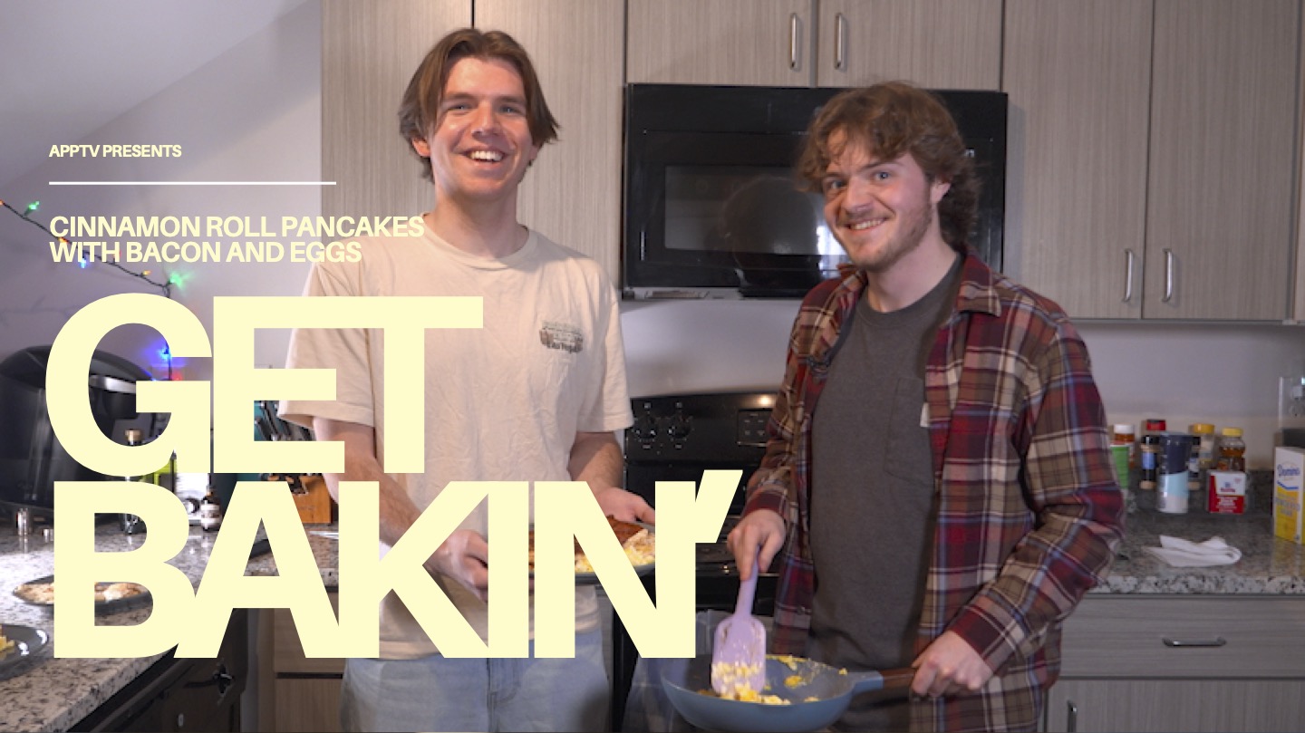 Get Bakin' - Cinnamon Roll Pancakes w/ Bacon & Eggs